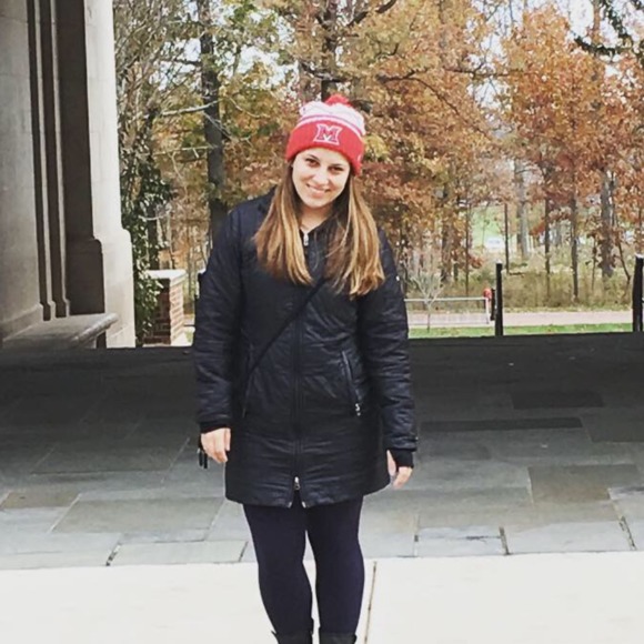 Meet your Posher, Elena - Picture 1 of 1